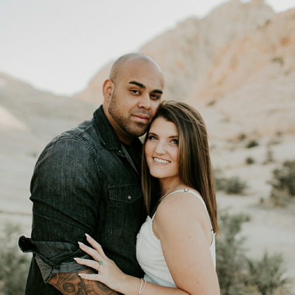 Meet your posher, Brandi Alexander Boutique - Picture 2 of 2